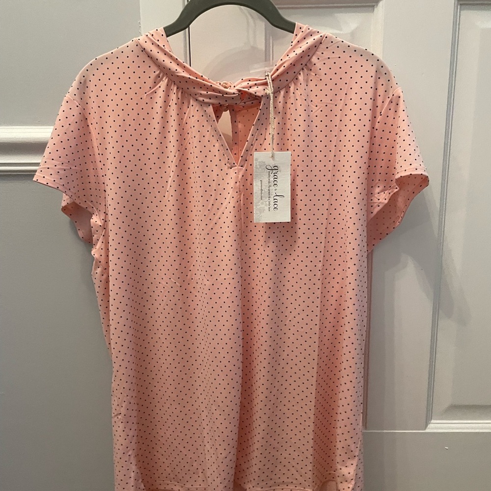 Grace & Lace Twist neck work top, NWT SZ M color blush
